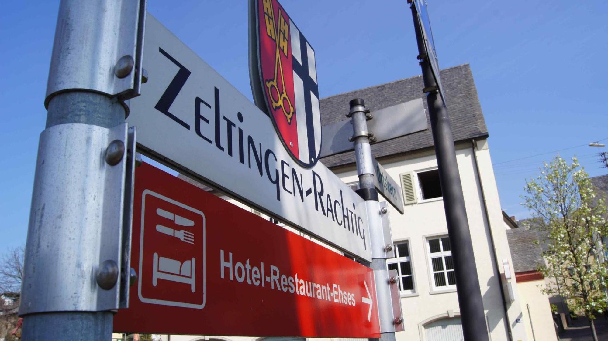Hotel-Restaurant Ehses Цельтінґен-Рахтіґ Екстер'єр фото